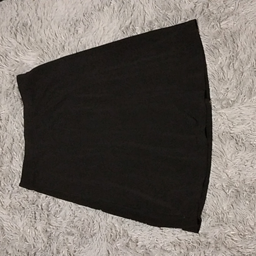 NWOT New York & Company black skirt size M